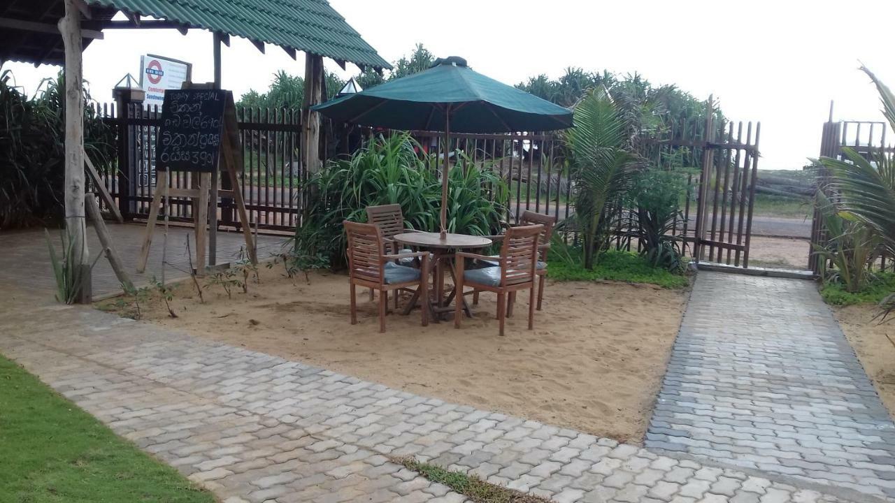 Hi Win Hotel Chilaw Kültér fotó